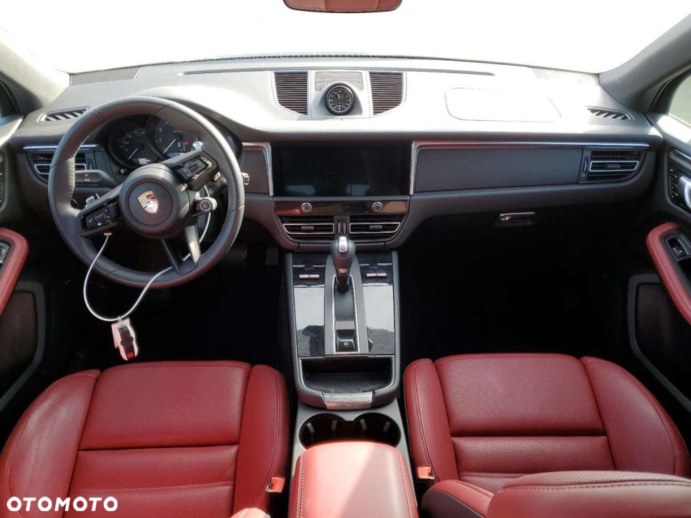 Porsche Macan - 5