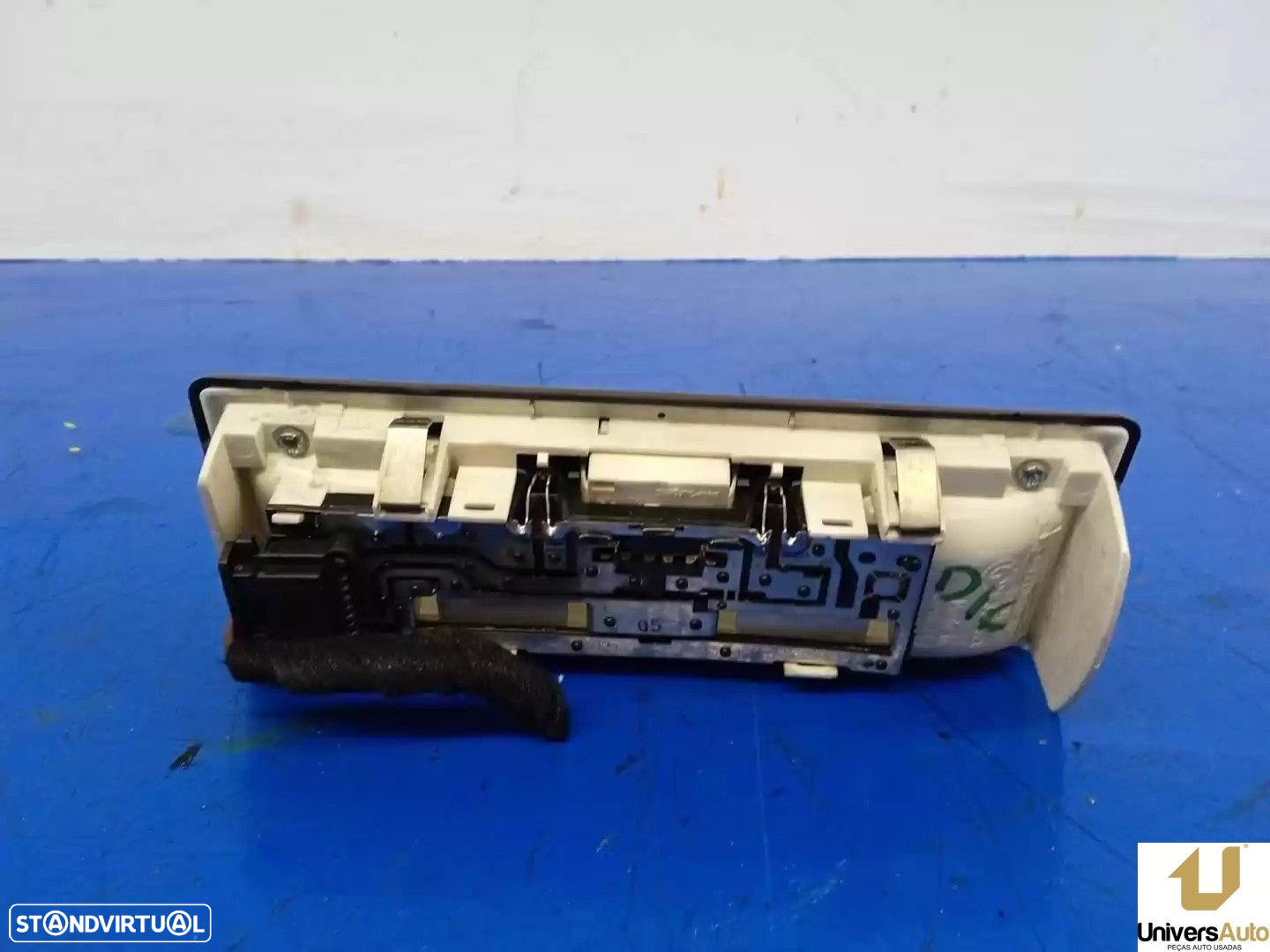 LUZ INTERIOR BMW 3 2003 -8364928 - 2