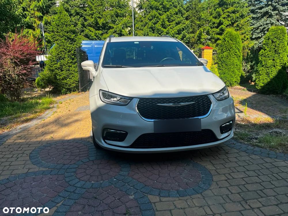 Chrysler Pacifica - 3