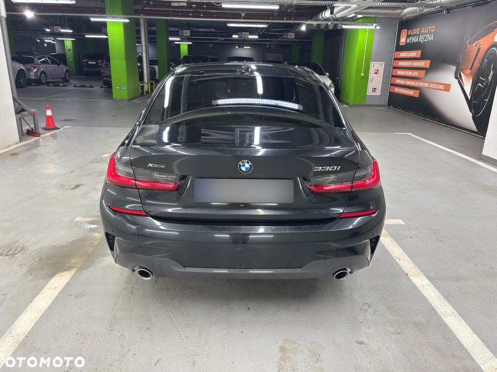 BMW 330I 2019 photo 5
