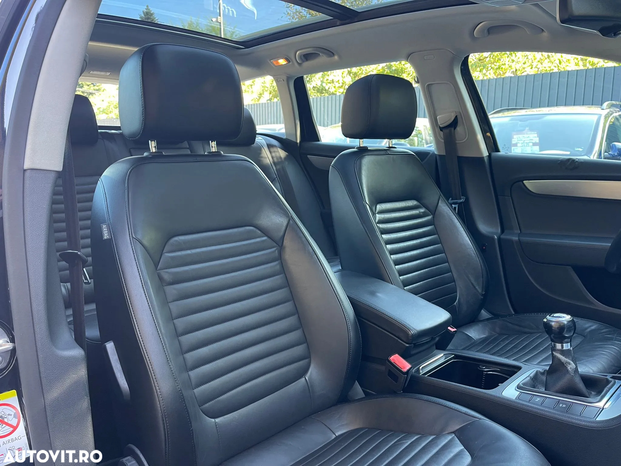 Volkswagen Passat Variant 2.0 TDI BlueMotion Technology Highline - 6