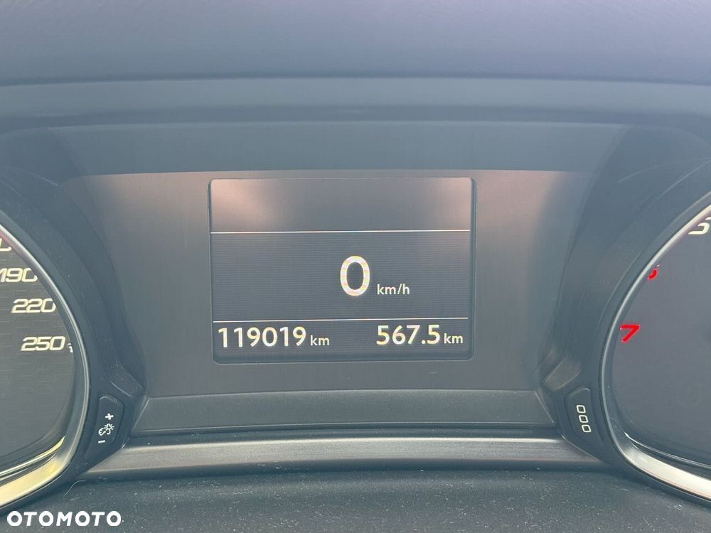 Peugeot 308 1.6 e-THP GT S&S - 5