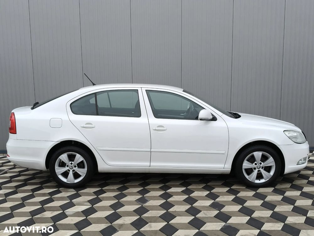 Skoda Octavia 1.6 TDI DPF DSG Classic - 15