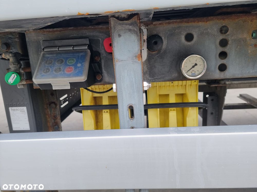 Knapen K200 Ruchoma podłoga 92m3 Podłoga 10 mm 2019 rok - 10