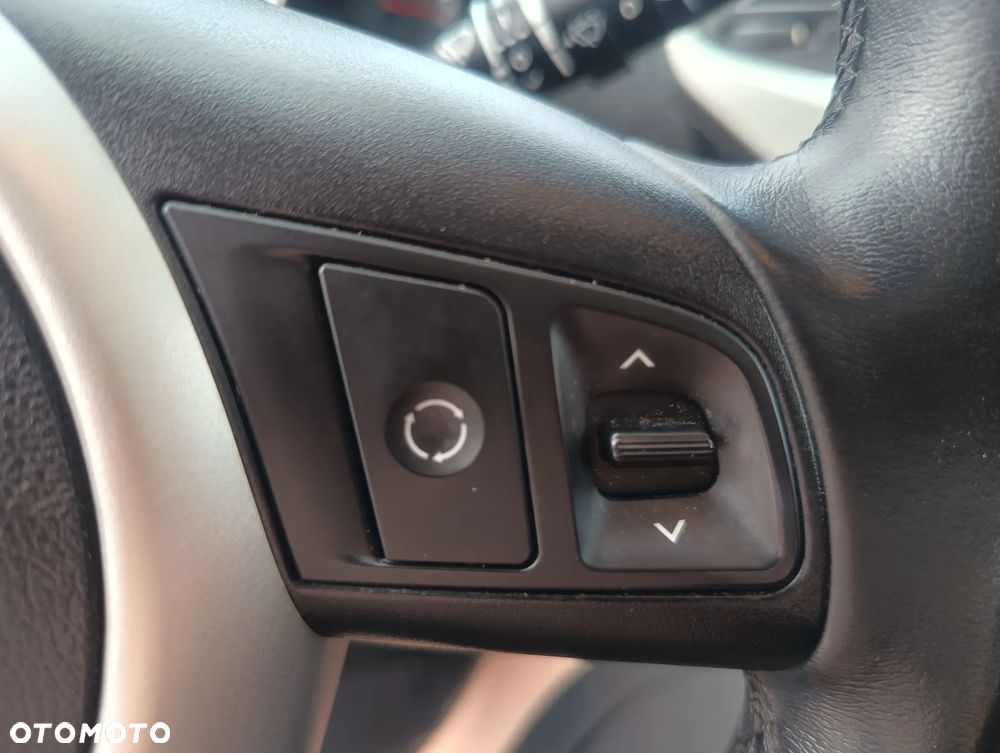 Kia Venga 1.6 CRDi 128 Dream Team Edition - 29