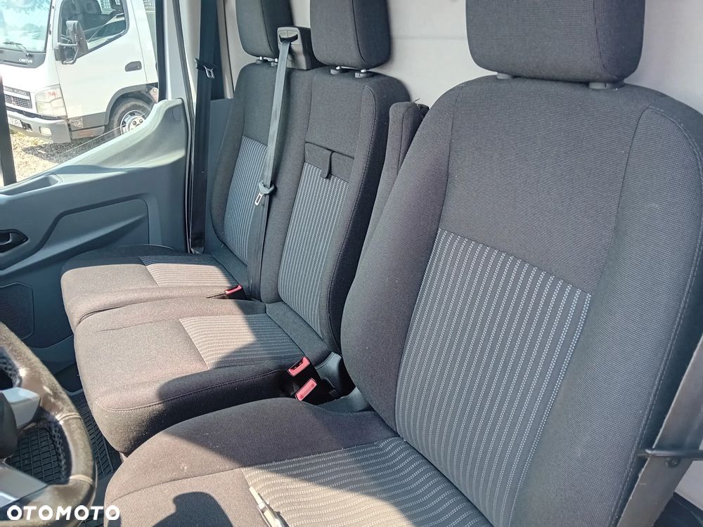 Ford Transit - 17