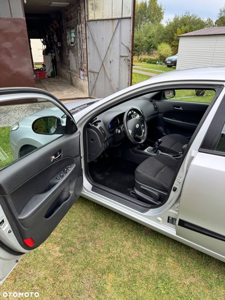 Hyundai i30 1.4 Comfort - 1