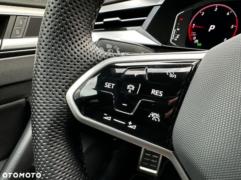 Volkswagen Arteon 2.0 TDI R-Line DSG - 12