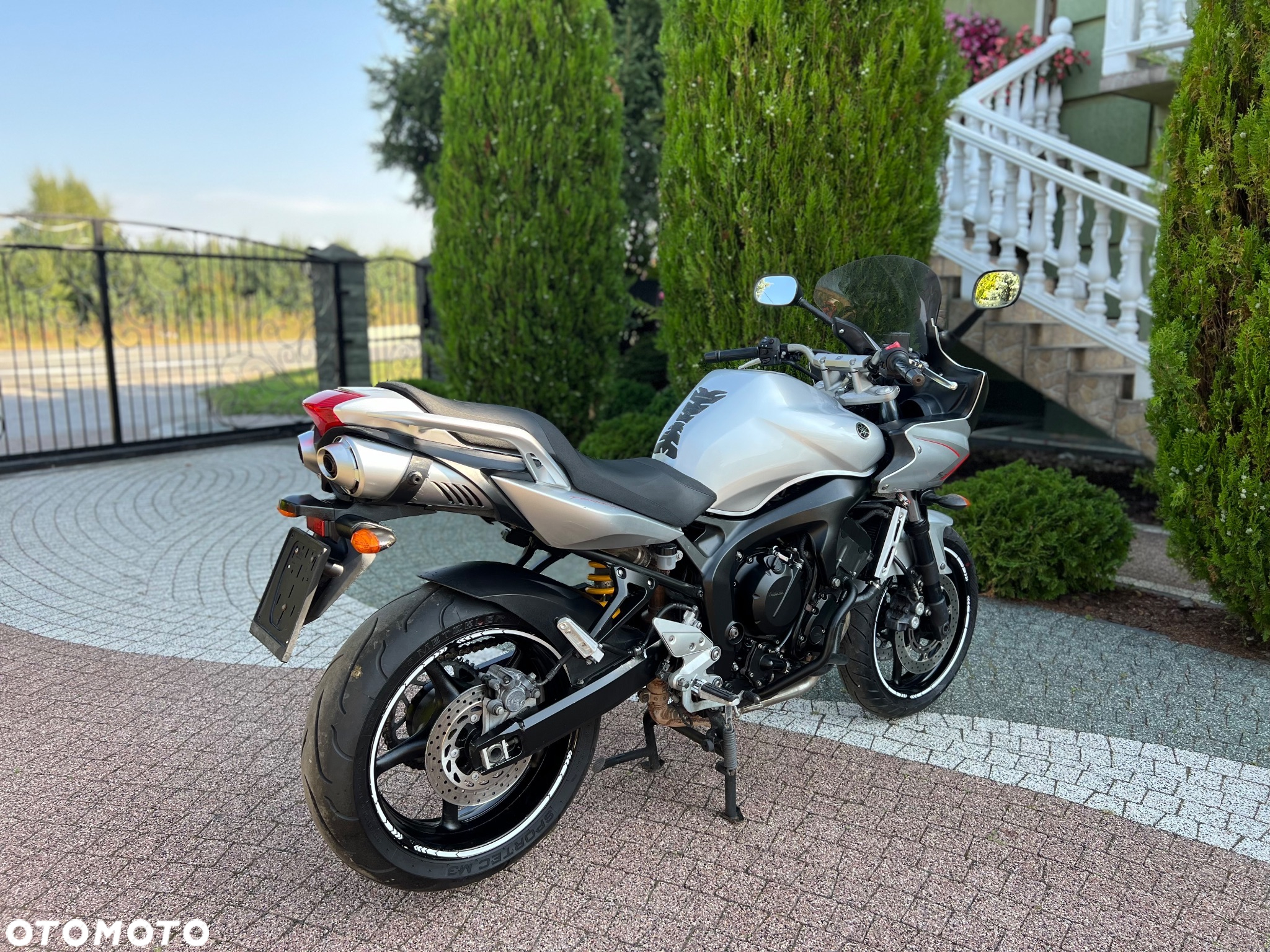 Yamaha FZ6 - 10