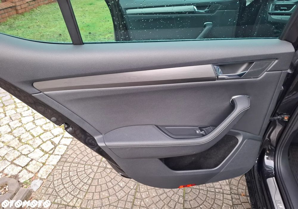 Skoda Superb 1.5 TSI ACT Style - 34