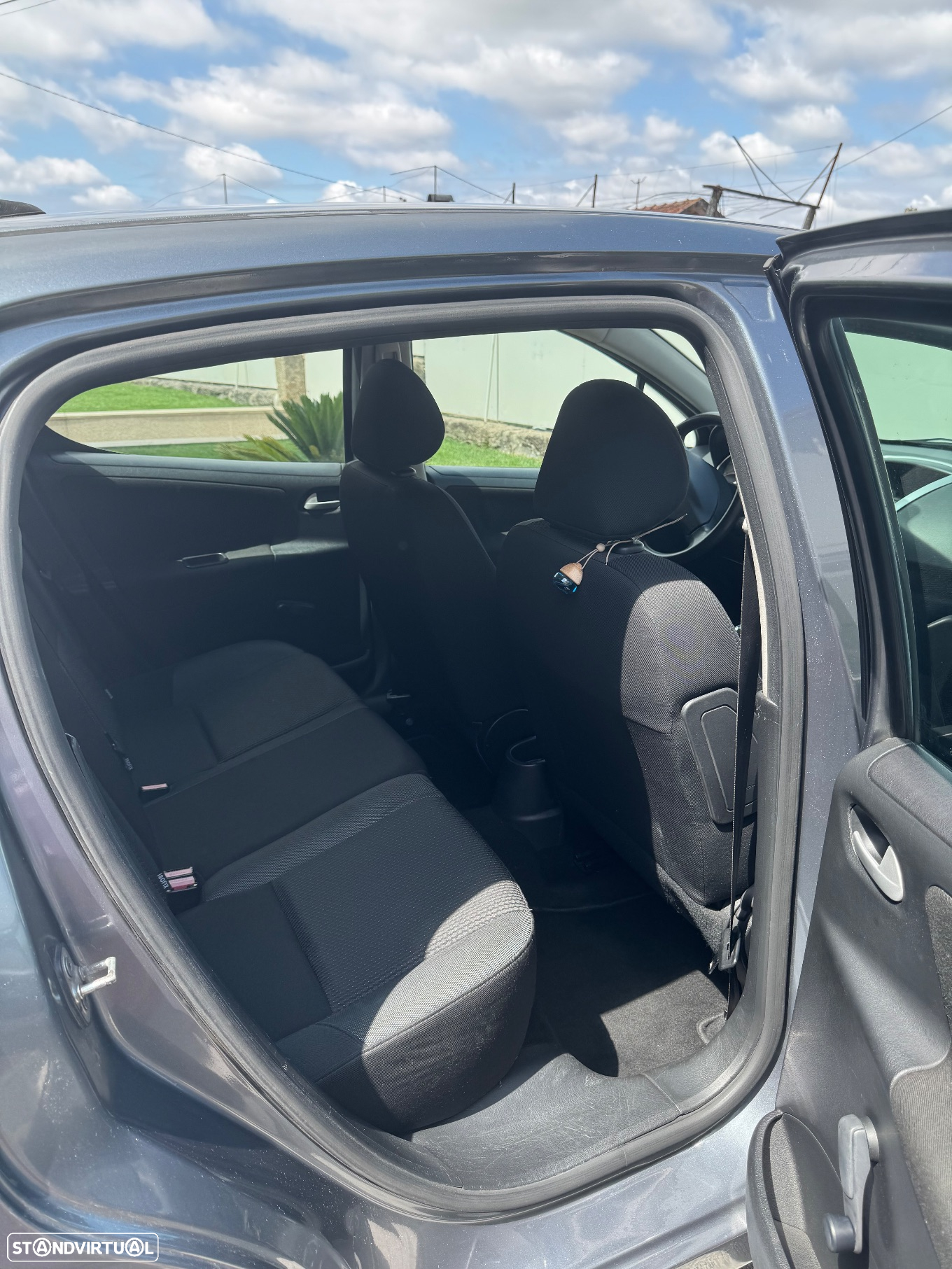Peugeot 207 1.6 HDi 99g - 5