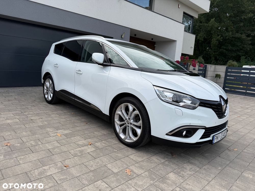 Renault Scenic - 11