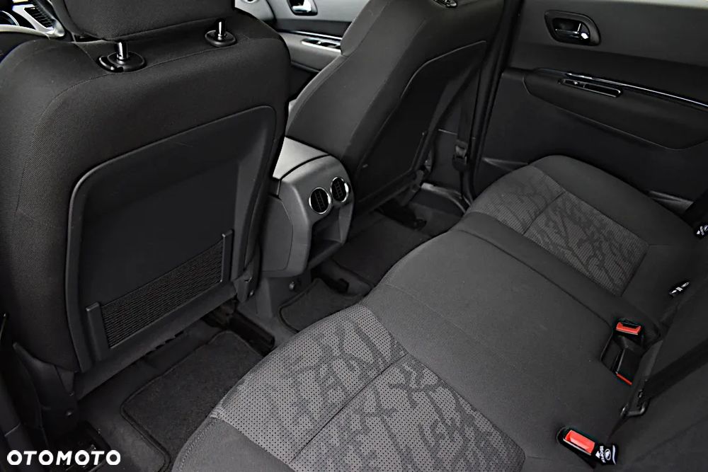 Peugeot 3008 1.6 Active - 29