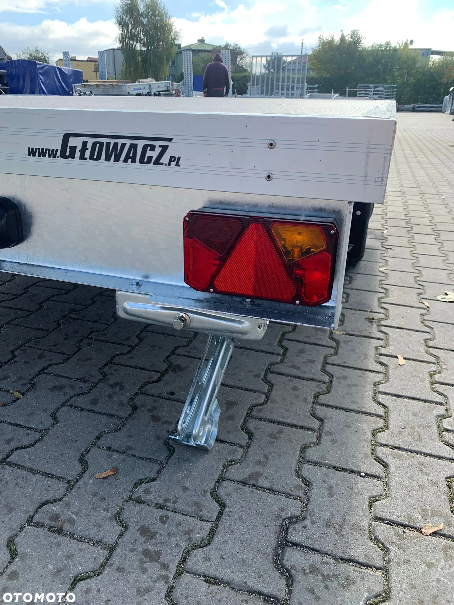 Głowacz Przyczepa do transportu saun, jacuzzi , bali itd.Wymiar 300×200 cm, wyposażona w podpory - 7