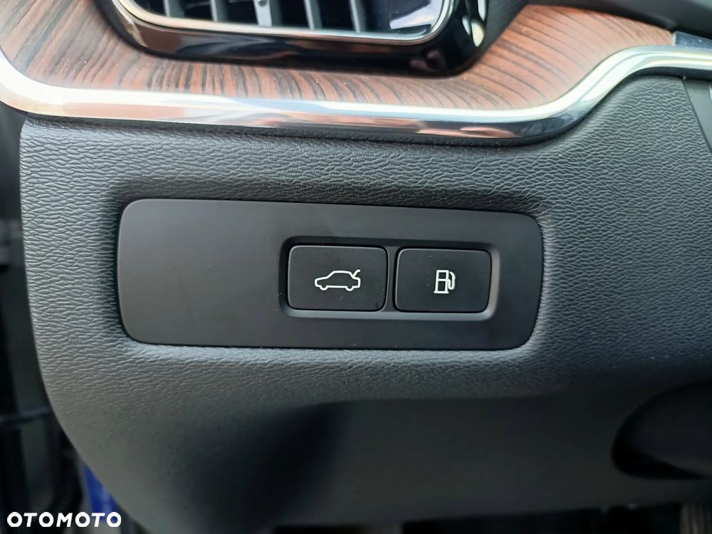 Volvo XC 60 T8 Plug-In Hybrid AWD Ultimate Bright - 20