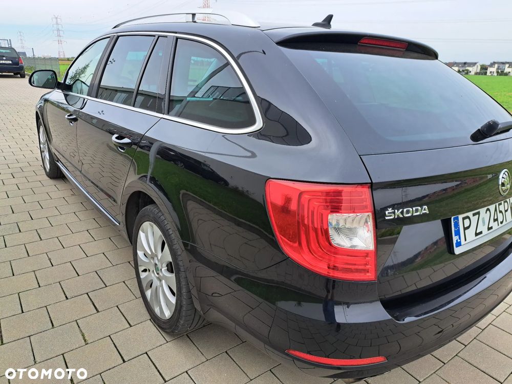 Skoda Superb 2.0 TDI Comfort DSG - 5