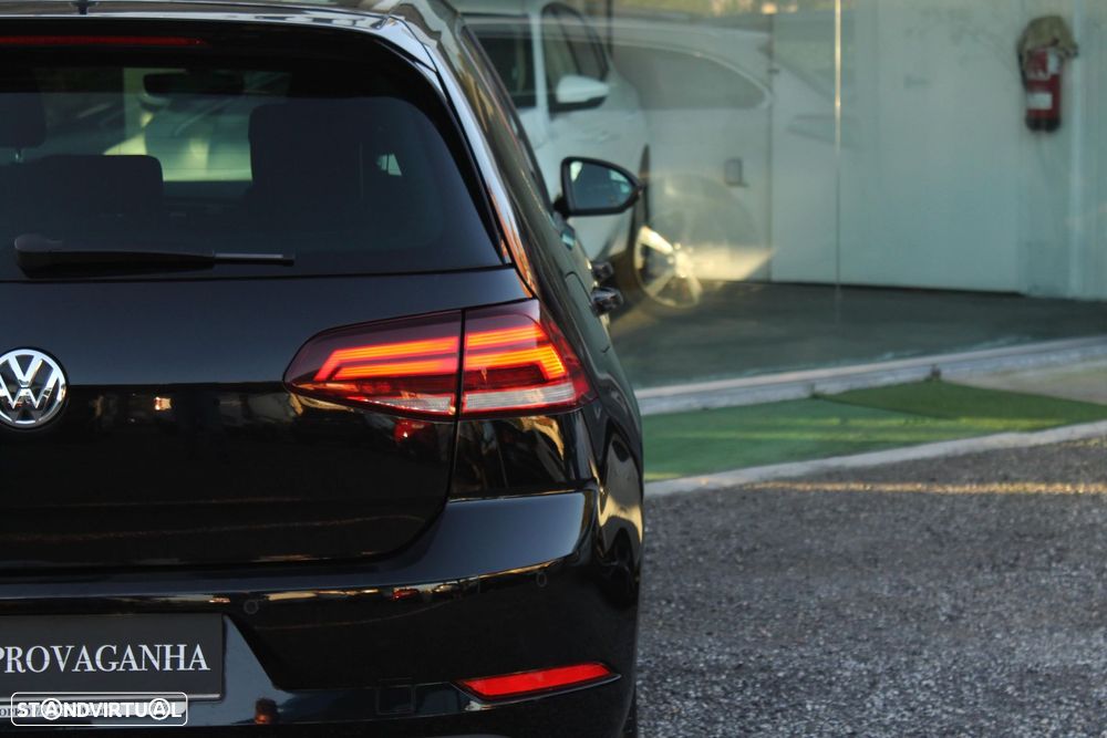 VW e-Golf AC/DC - 32