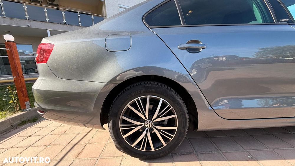 Volkswagen Jetta 1.2 TSI BlueMotion Technology Allstar - 3