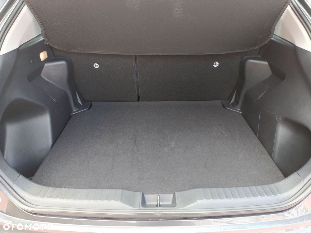 Toyota Yaris Cross Hybrid 1.5 Comfort - 19