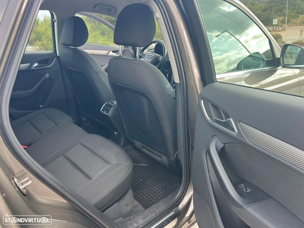Audi Q3 2.0 TDI Sport - 14