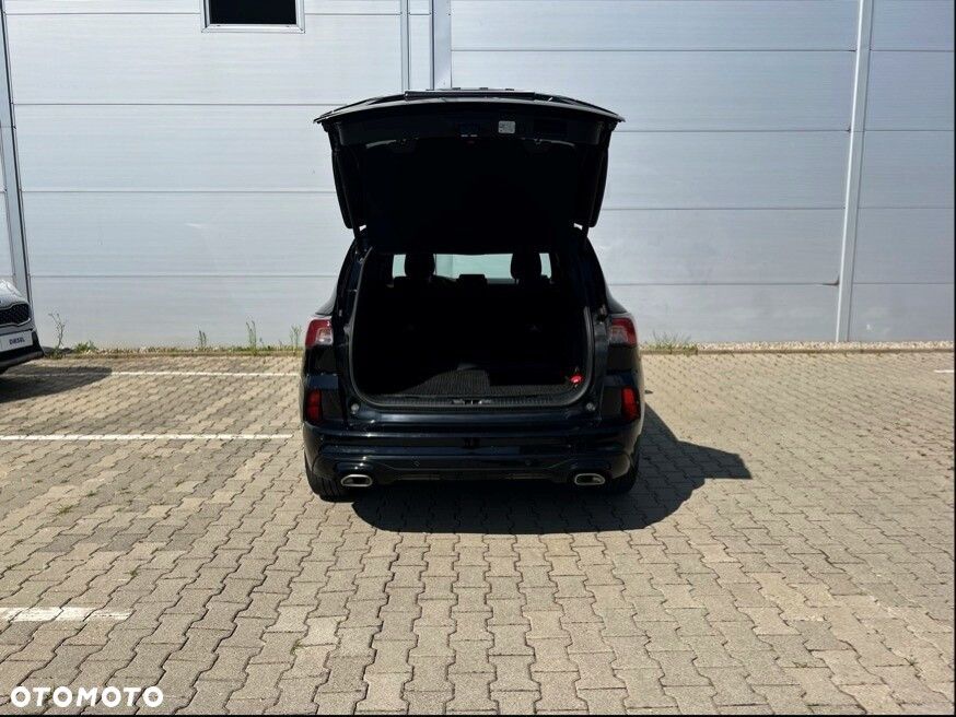 Ford Kuga - 10