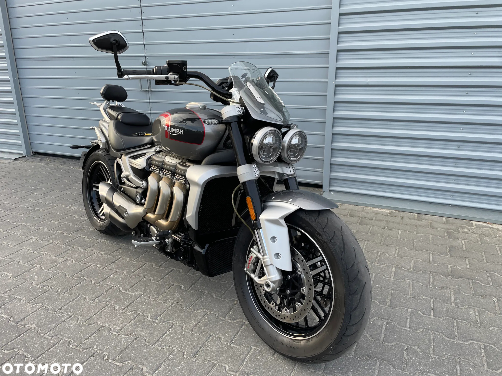 Triumph Rocket - 4