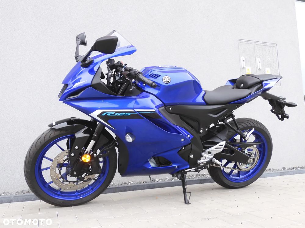 Yamaha YZF - 24