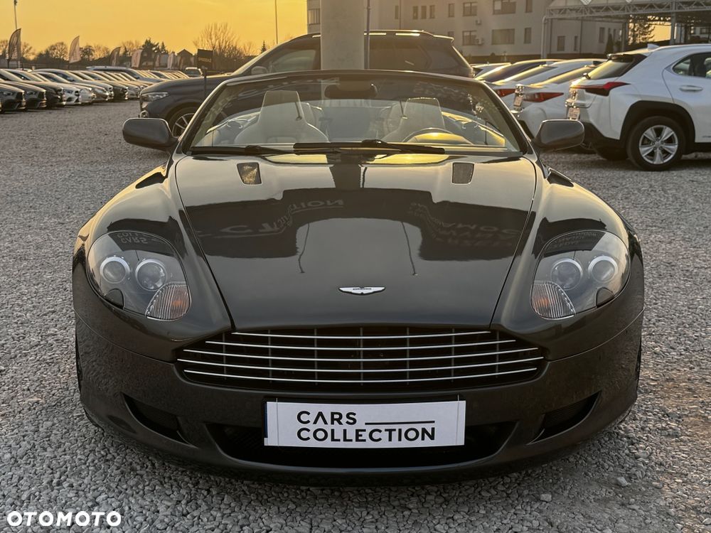 Aston Martin DB9 - 22