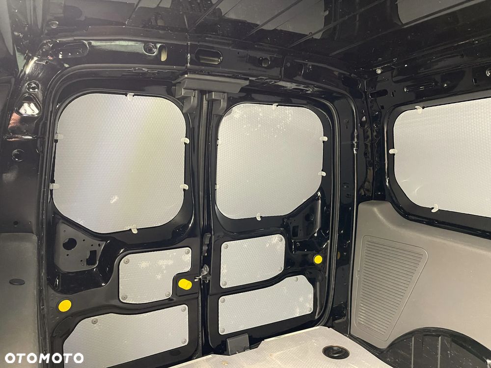 Ford Transit Connect L2H1 - 11