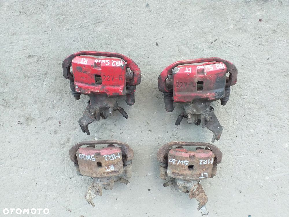 Toyota MR2 SW20 2,0 zacisk jarzmo tył tylny prawy - 2