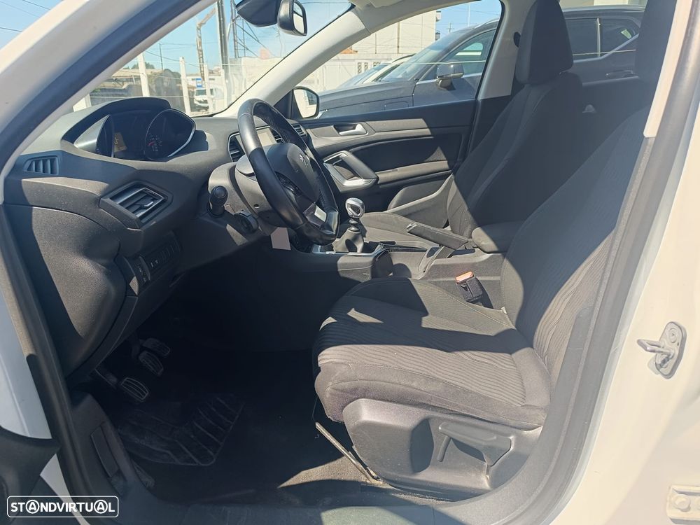 Peugeot 308 SW BlueHDi 120 Stop & Start Allure - 12