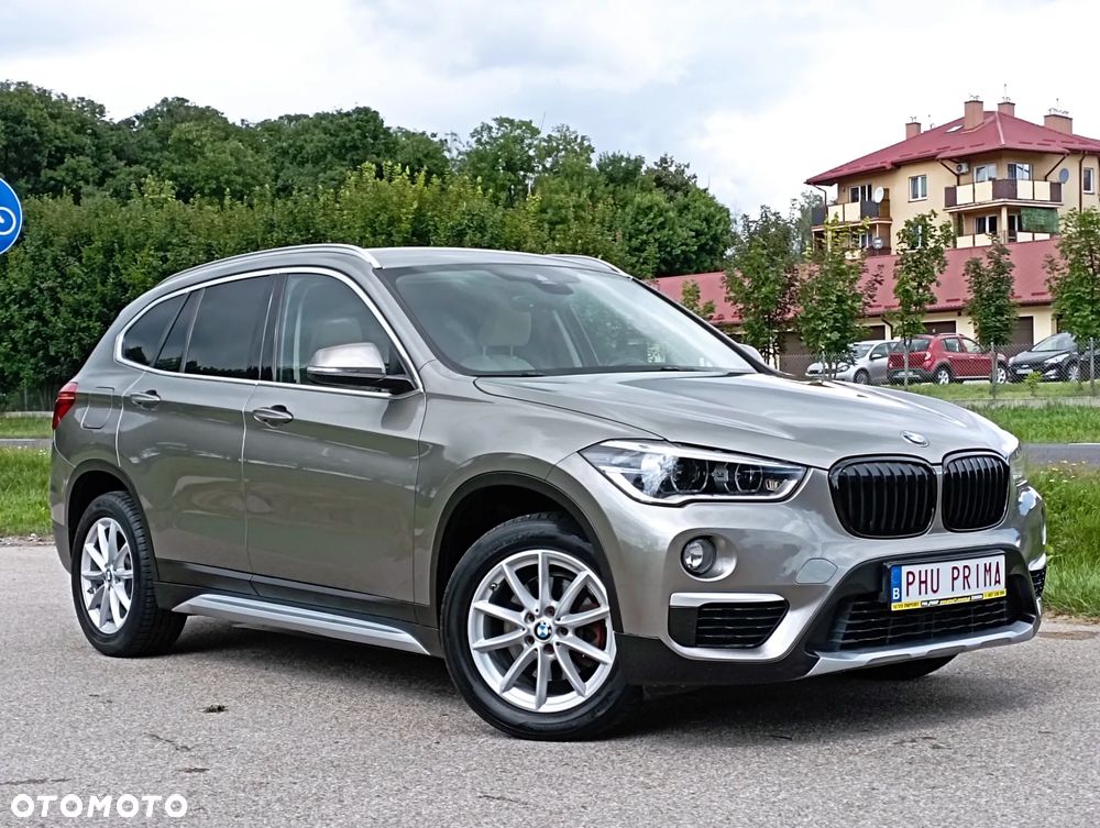 BMW X1 sDrive18d xLine - 10