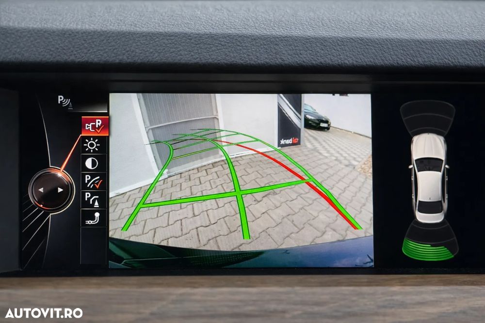 BMW Seria 5 525d xDrive Aut. Luxury Line - 30