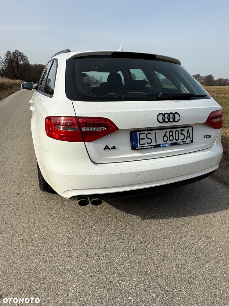 Audi A4 Avant 2.0 TDI DPF Ambiente - 13