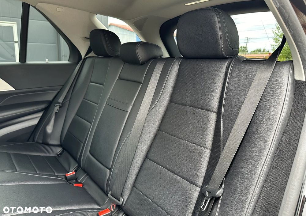Mercedes-Benz GLE 300 d 4-Matic - 12