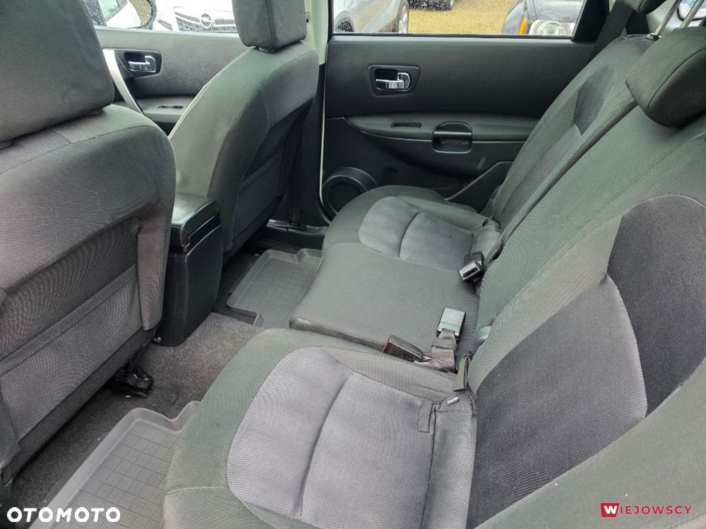 Nissan Qashqai+2 - 17