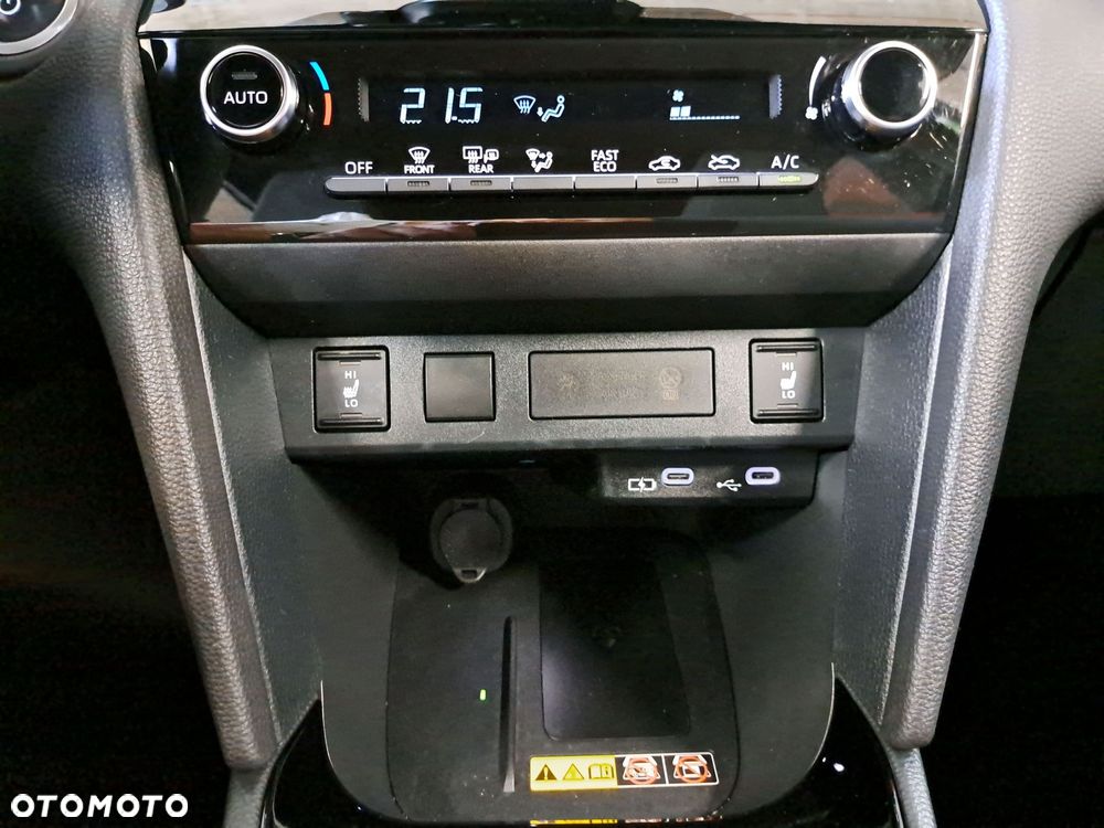 Toyota Yaris Cross Hybrid 1.5 Style - 26