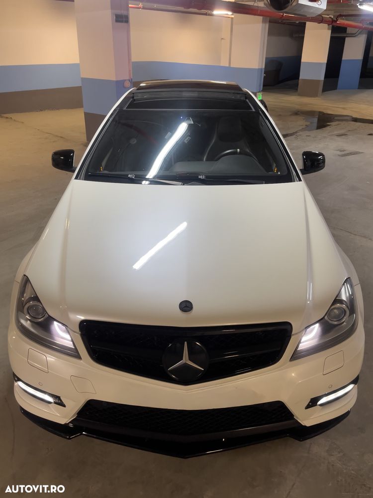 Mercedes-Benz C 250 CGI BlueEFFICIENCY - 8