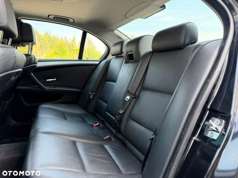 BMW Seria 5 520d Edition Lifestyle - 2