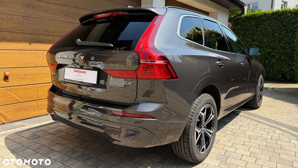 Volvo XC 60 B4 D Geartronic Momentum Pro - 9