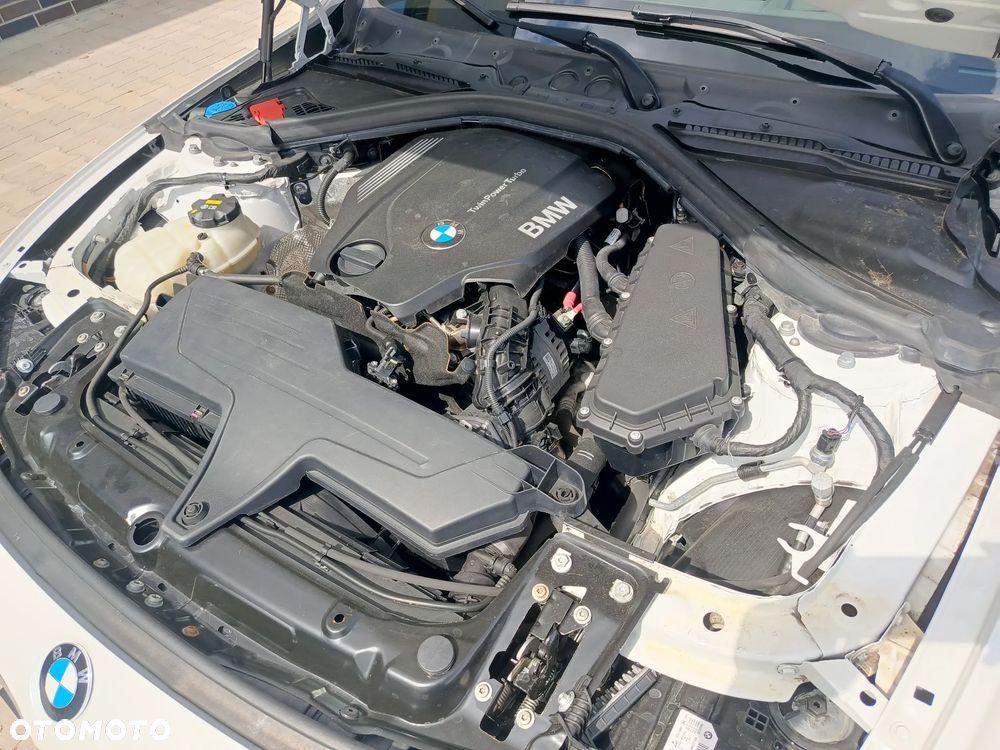 BMW Seria 3 318d Edition Luxury Line Purity - 18