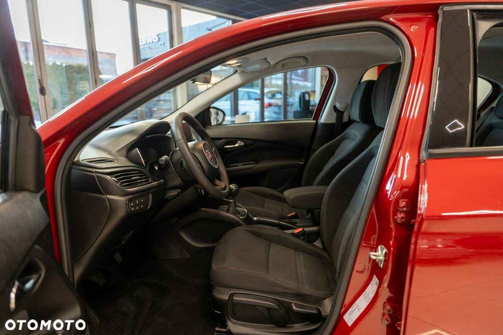 Fiat Tipo 1.4 16v Lounge EU6d - 23