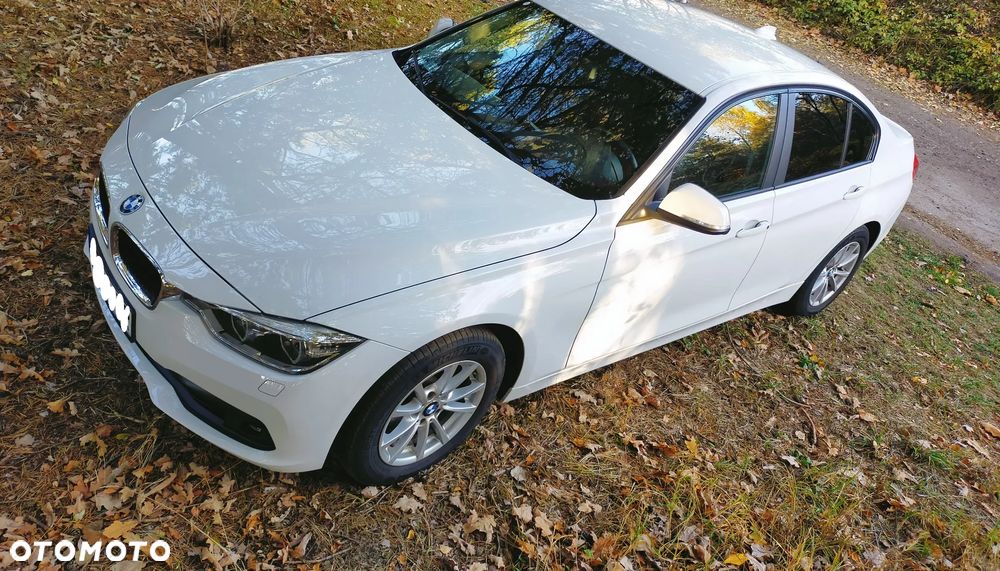 BMW Seria 3 318i Advantage - 9