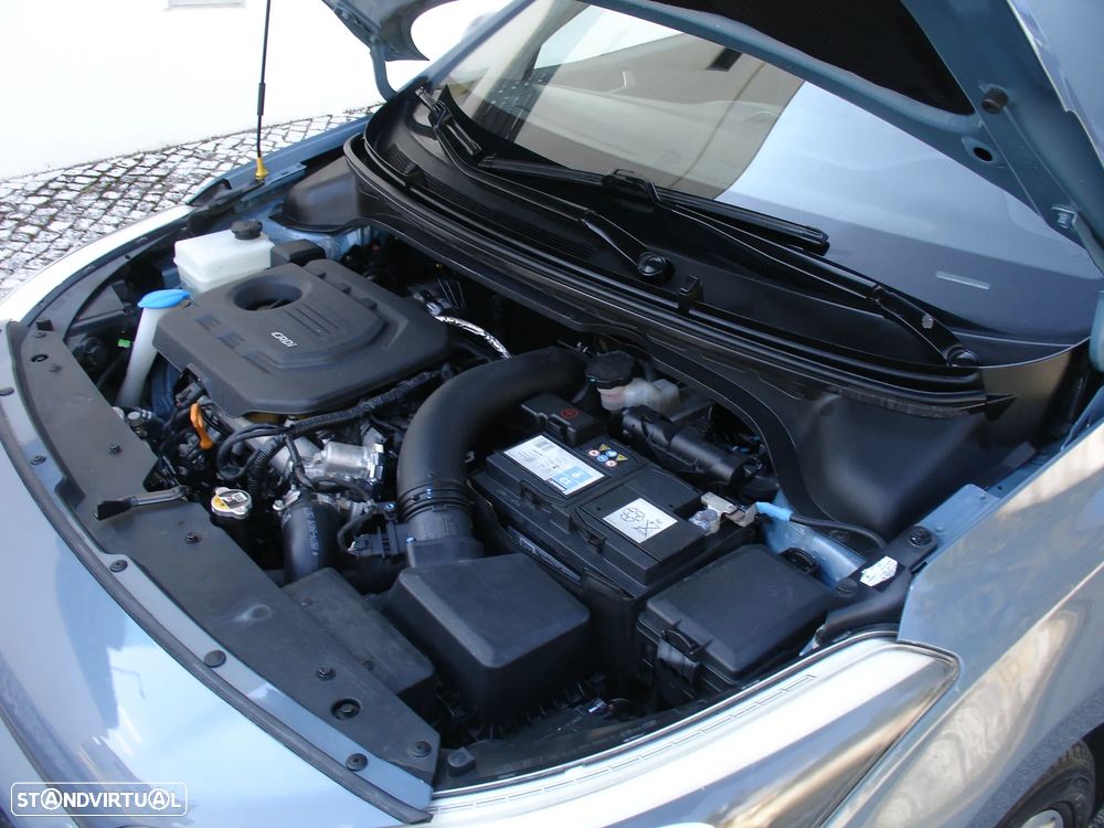 Hyundai i20 1.1 CRDi LED - 26