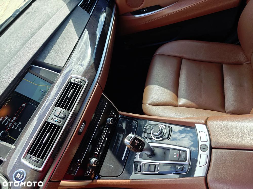 BMW Seria 5 535i - 19
