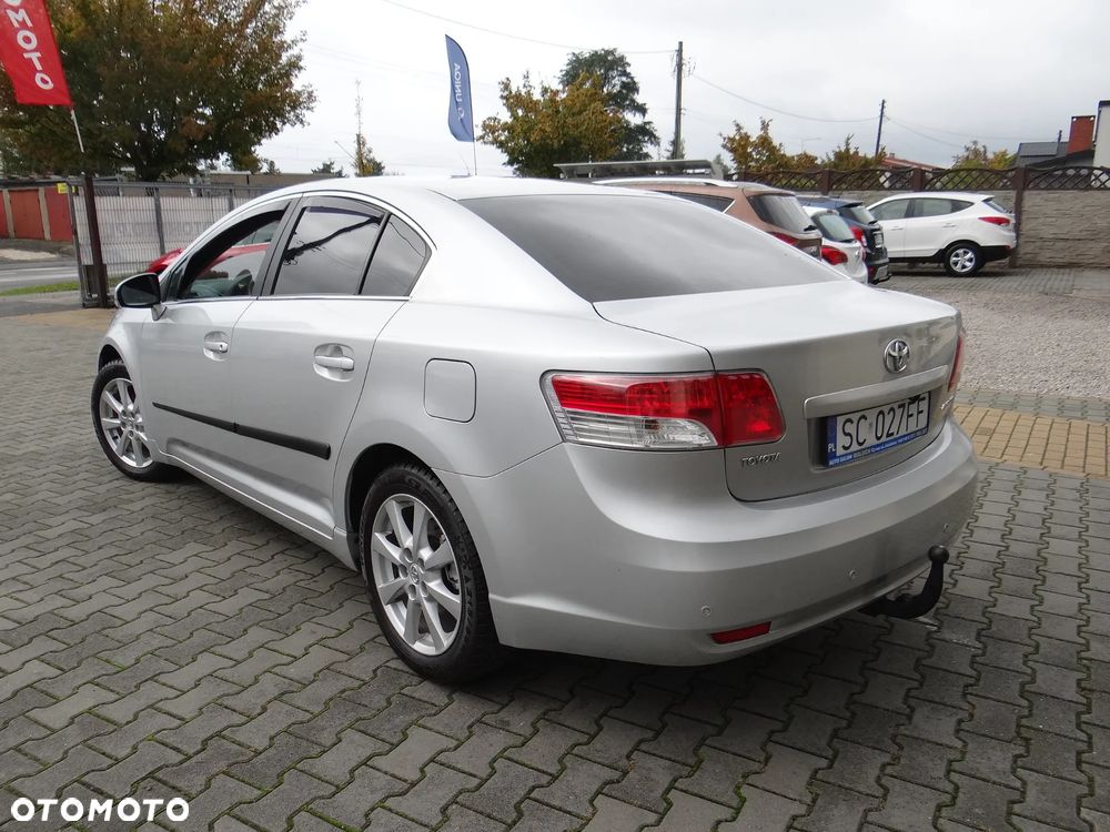 Toyota Avensis 2.0 Sol EU5 MS - 5