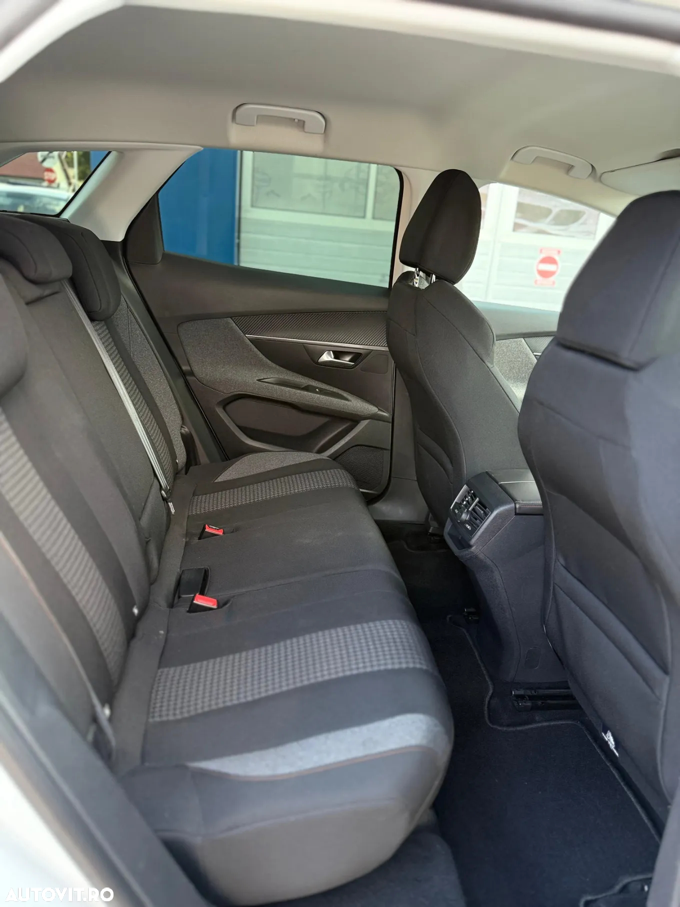 Peugeot 3008 1.2 PureTech Turbo S&S Active - 10