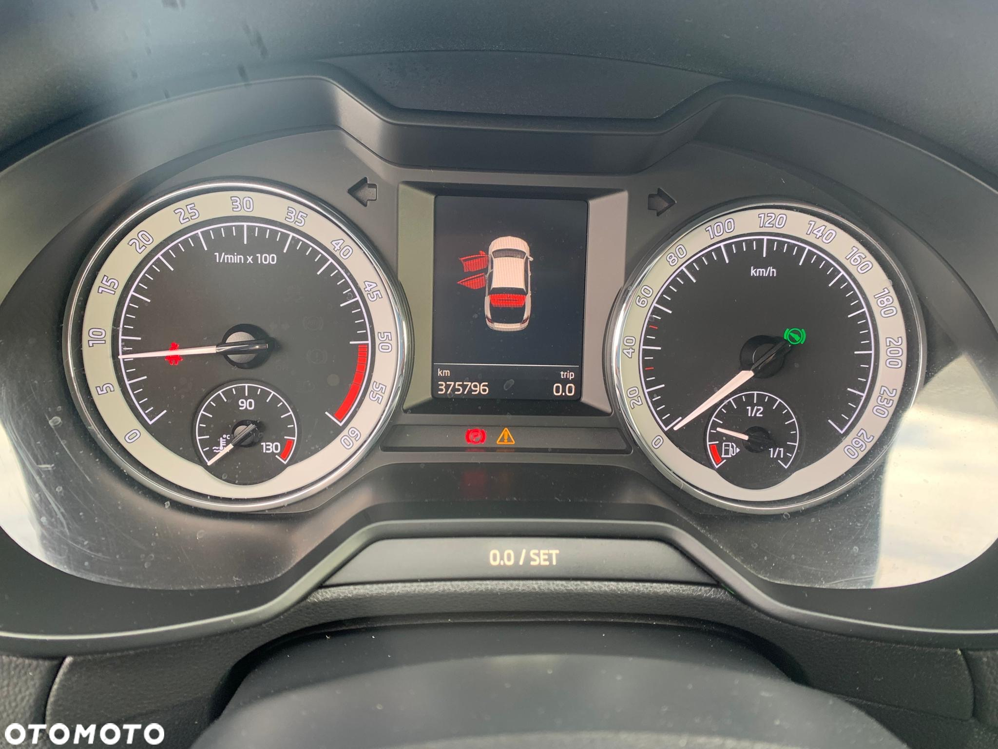 Skoda Octavia 1.6 TDI DSG Ambition - 21