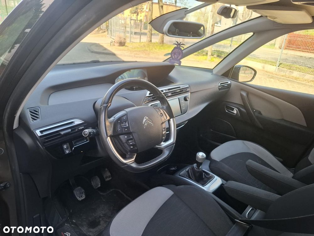 Citroën C4 Picasso - 16