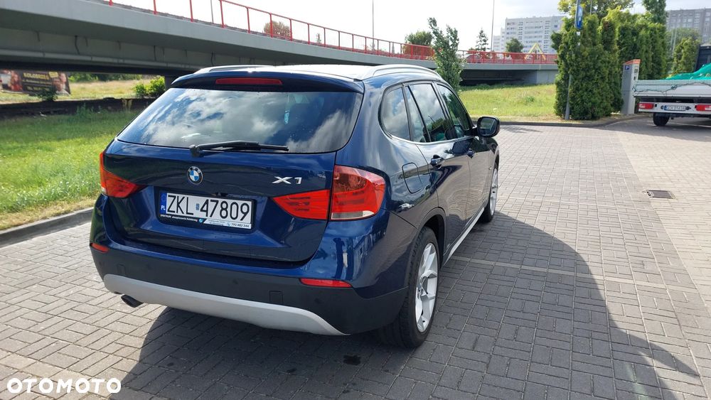 BMW X1 xDrive18d xLine - 17